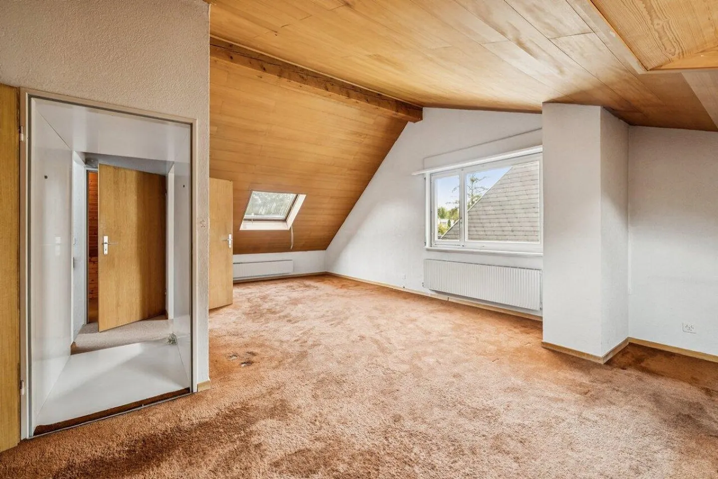 Dream Home at the Edge of the Forest: 5-Room Semi-Detached House in Bottmingen - Photo 16 of 19