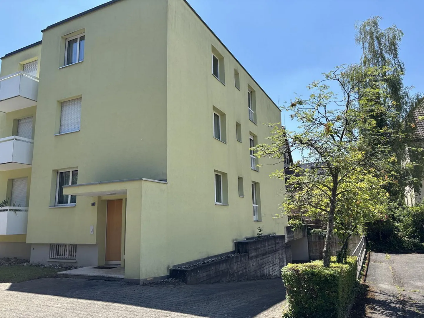 Appartamento di 4.5 locali in una posizione centrale - Foto 2 di 13