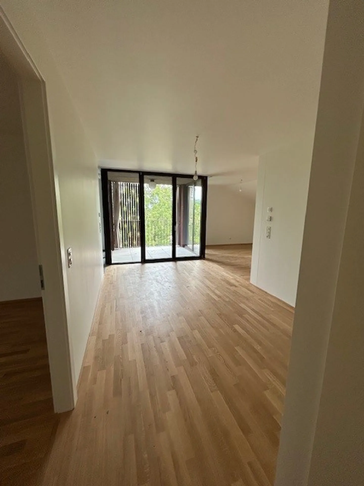 New 5.5 room apartment, 3rd floor, approx. 128 m2 - Photo 4 of 7