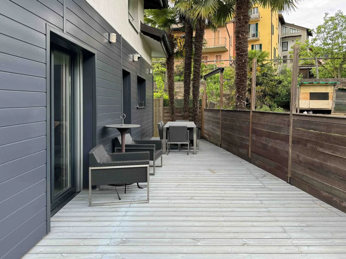 Grande villa avec piscine et jardin près du lac - Photo 7 sur 9