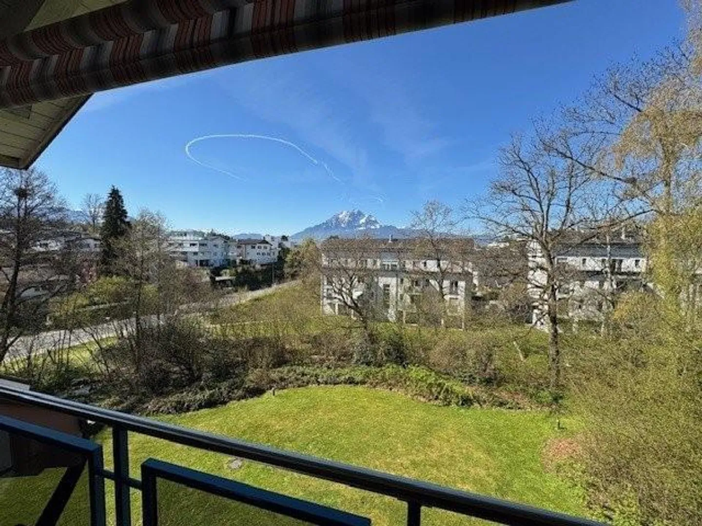 Spacious Attic Apartment in Meggen - Photo 8 of 8