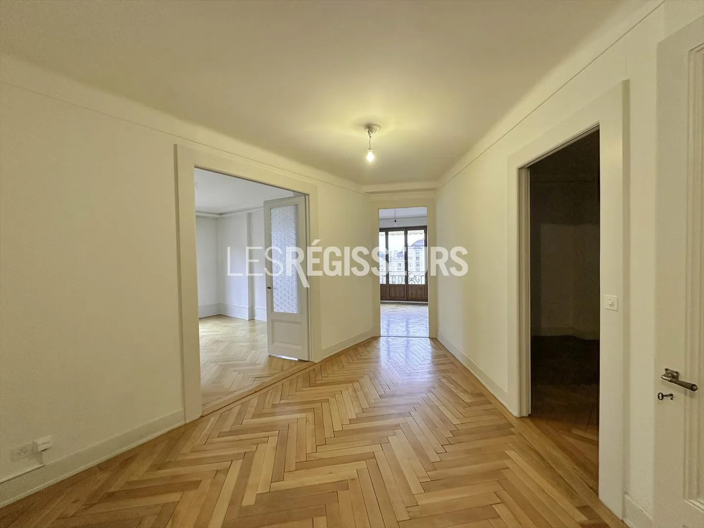 4,5-Zimmer-Wohnung - Foto 2 von 8
