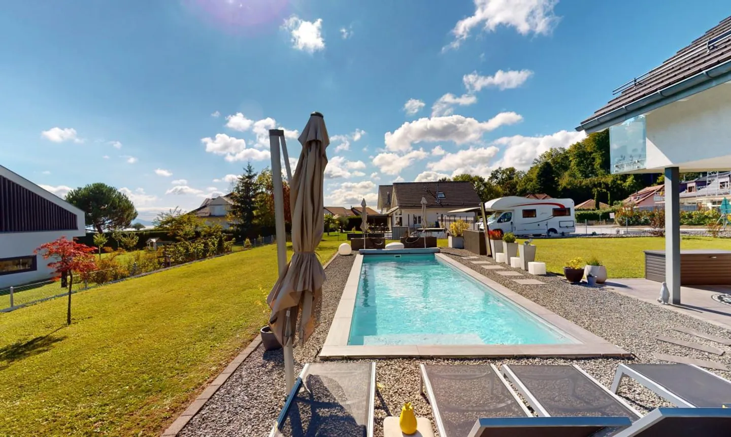 Traumhaus mit beheiztem Pool und Seeblick! - Foto 11 von 13