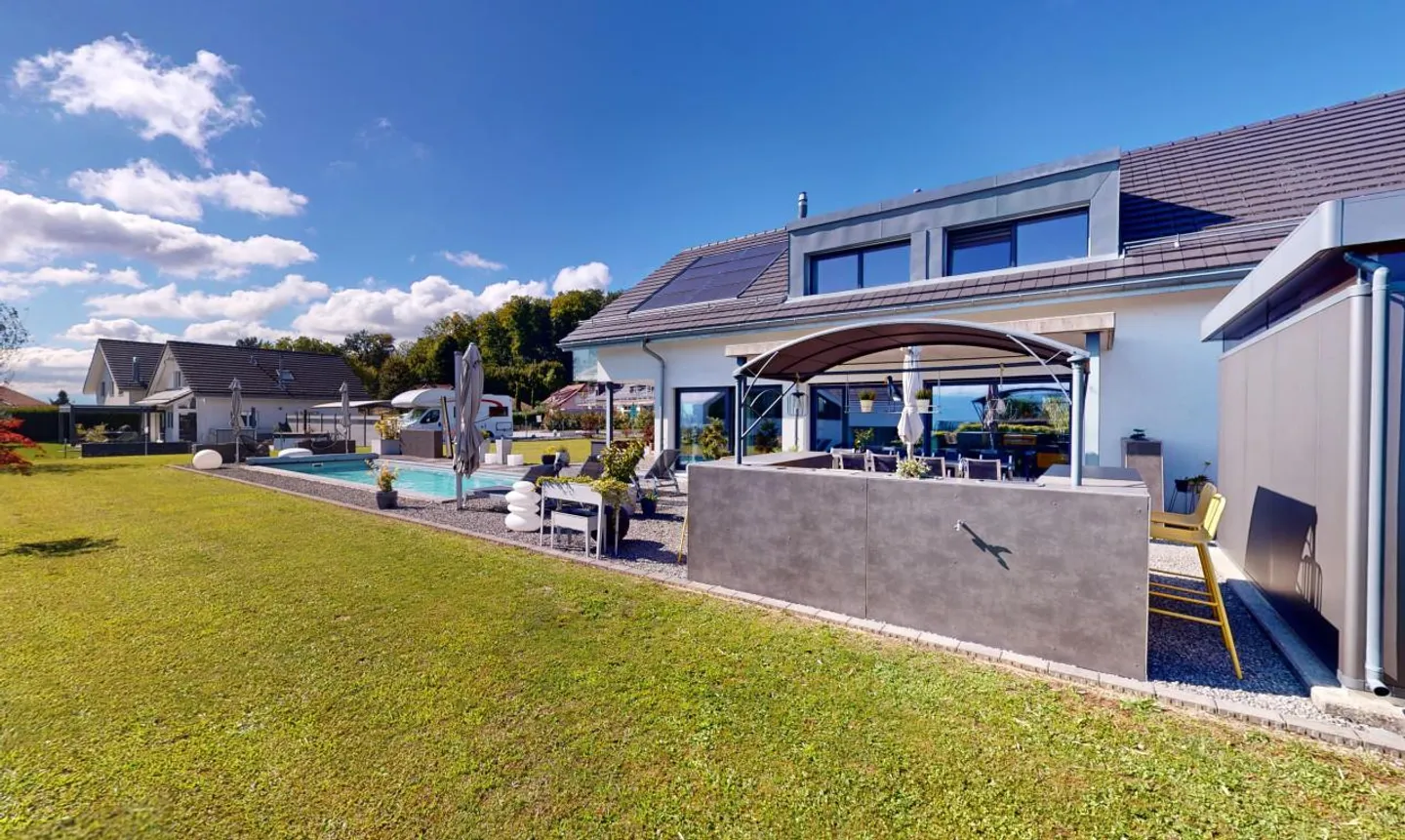 Traumhaus mit beheiztem Pool und Seeblick! - Foto 12 von 13