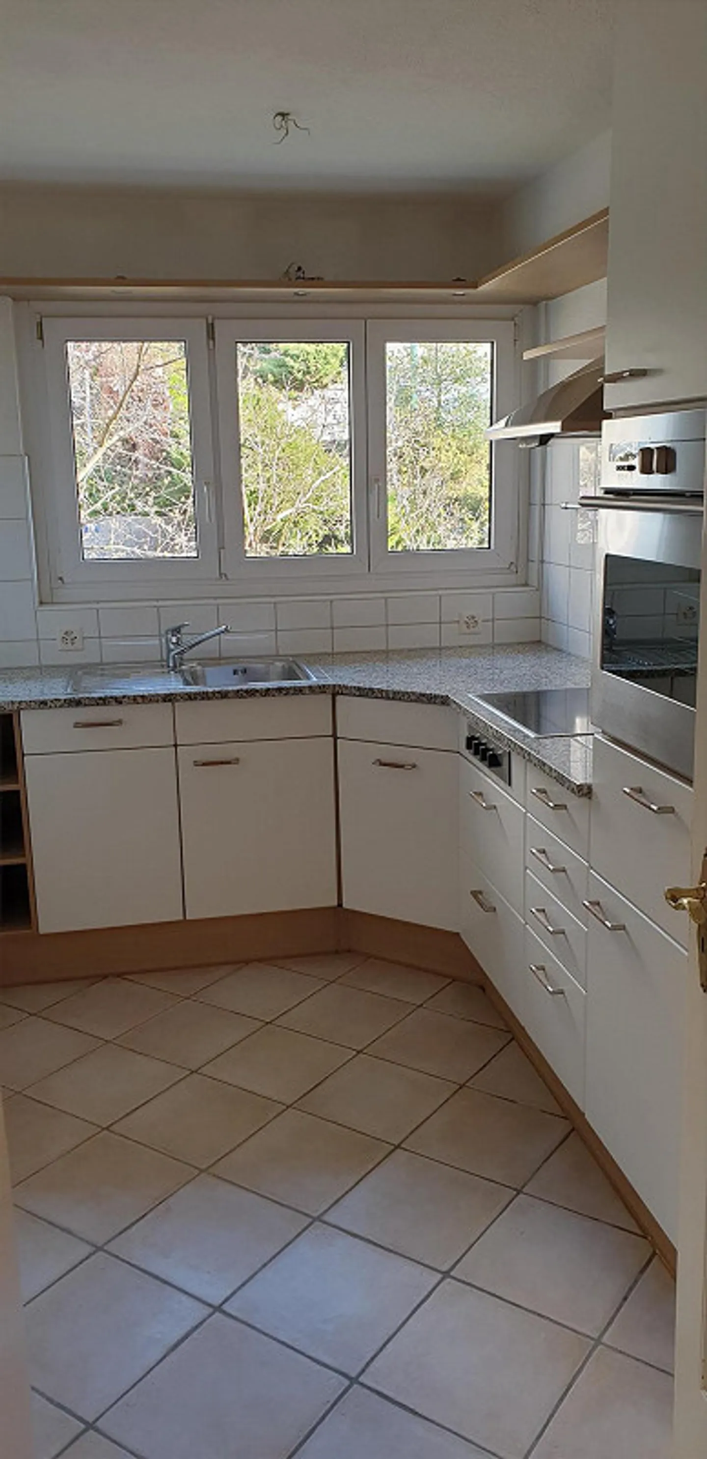 Appartement lumineux de 2 pièces dans un emplacement calme au Hönggerberg - Photo 2 sur 6