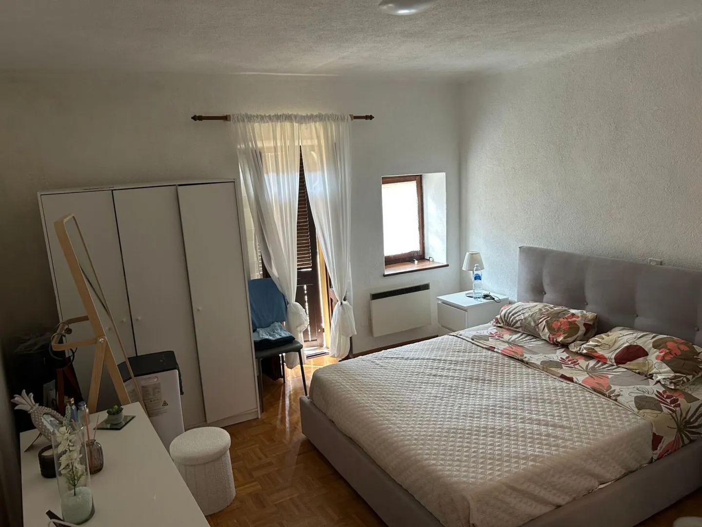 Independent historic core house: Primary residence! - Photo 10 of 13