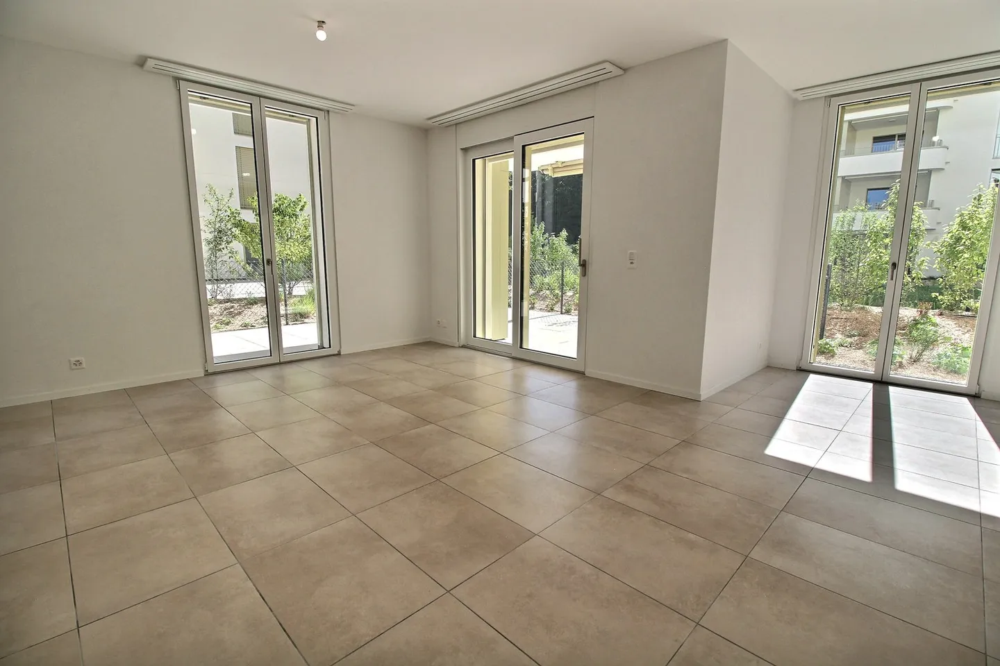 New 3.5-room apartment for rent in Marly - Photo 2 of 12
