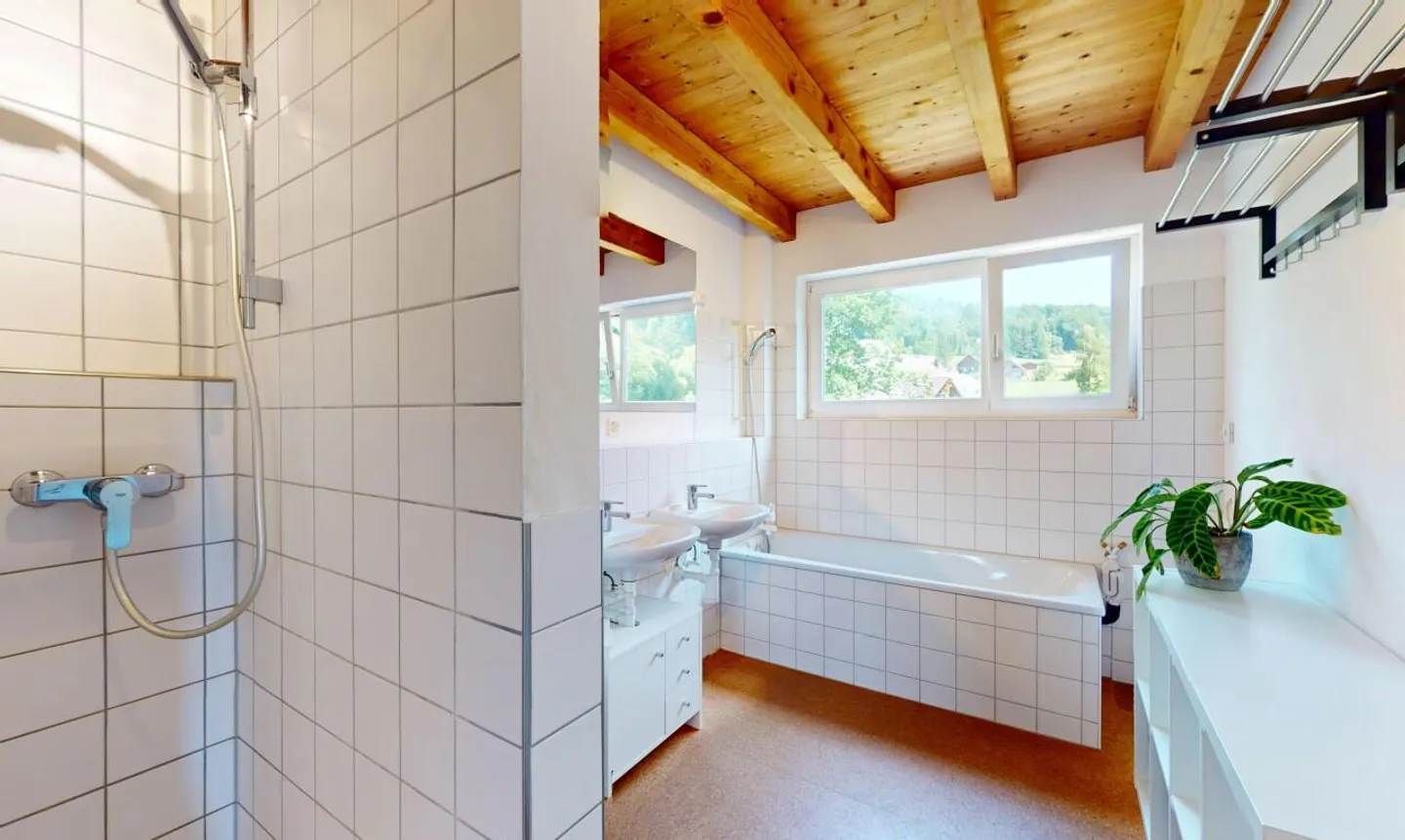 Light-Filled Space Wonder with Sustainable Construction - Photo 10 of 13