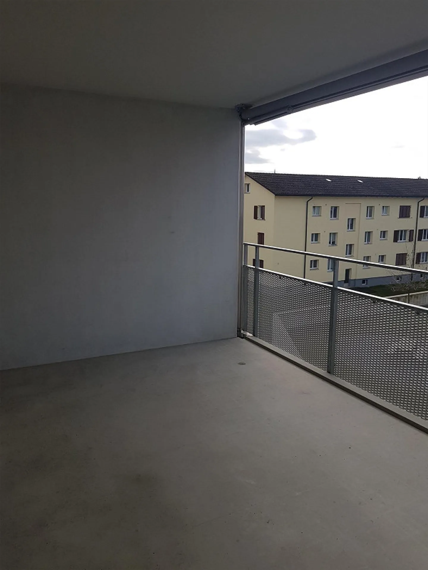 Appartement moderne de 3.5 pièces avec grand balcon - Photo 10 sur 10