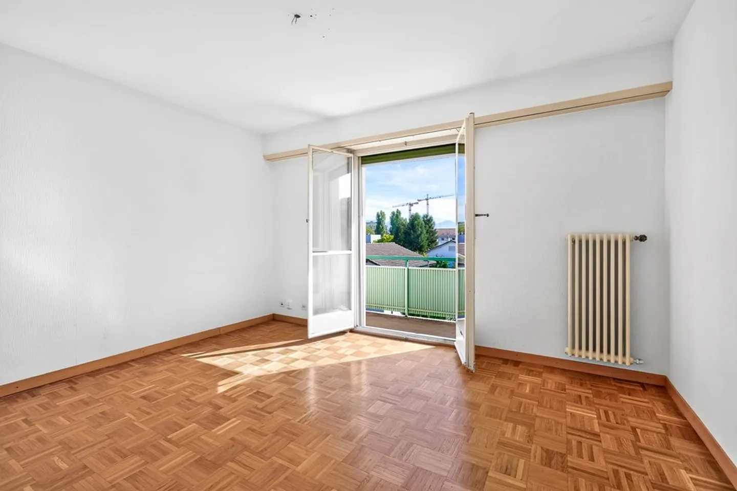 Charming 2.5 Room Apartment - Photo 5 of 8