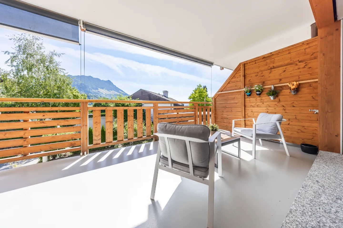 Appartement contemporain de 2½ pièces avec vaste balcon - Foto 8 di 13