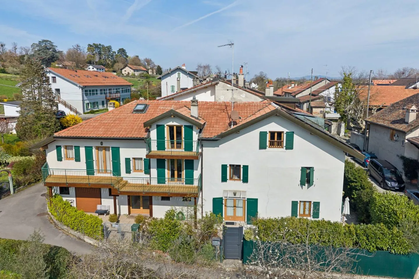 Terraced House 13 Rooms - Photo 1 of 8