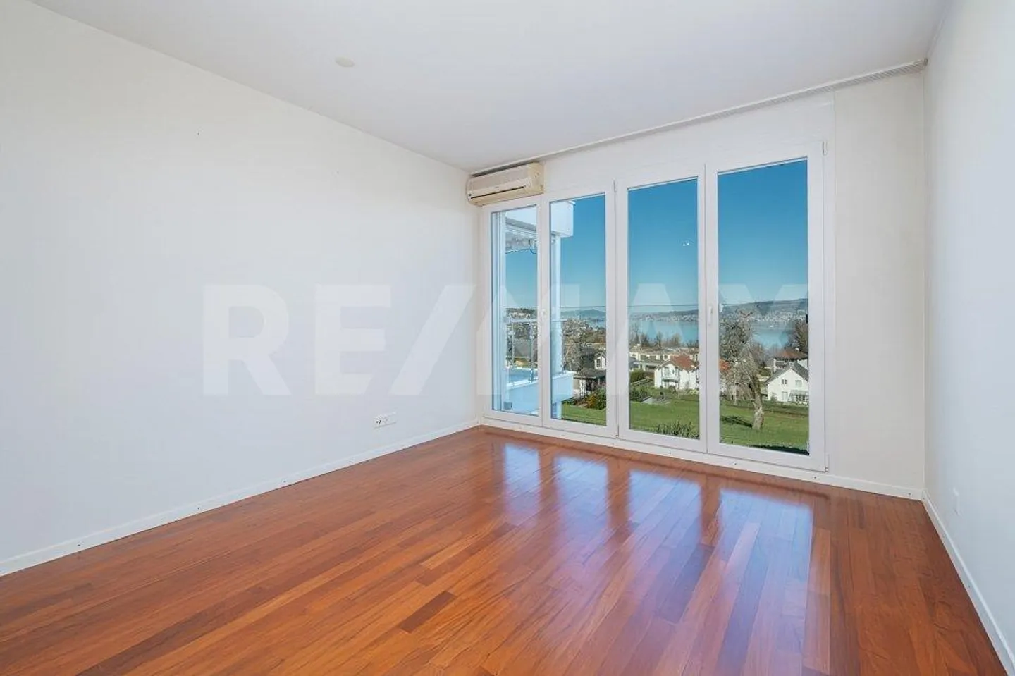 Vivere privilegiato con vista lago e panoramica - Foto 9 di 13