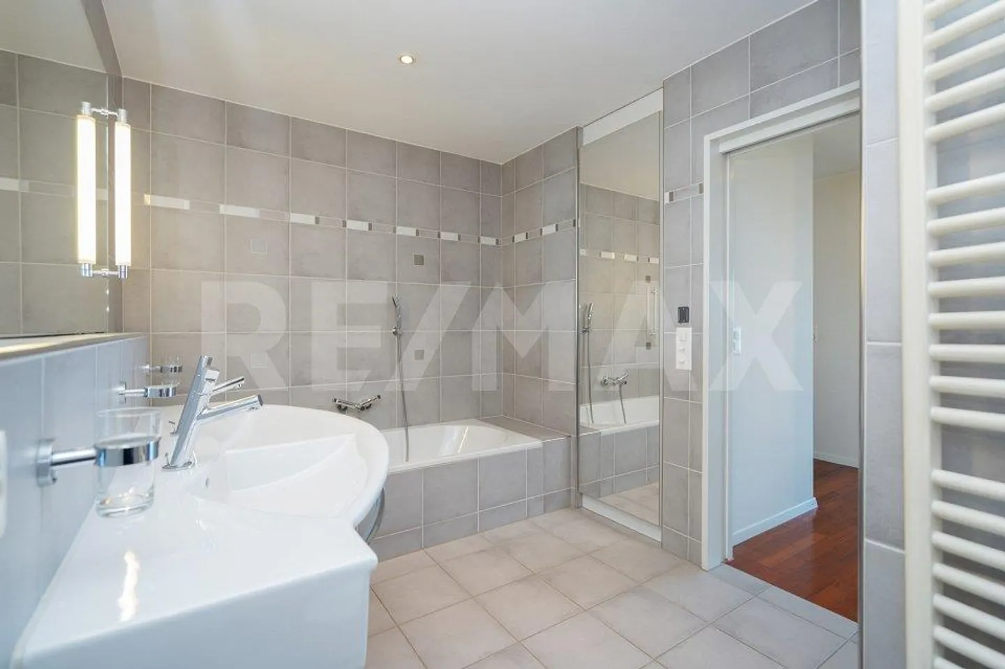 Vivere privilegiato con vista lago e panoramica - Foto 11 di 13