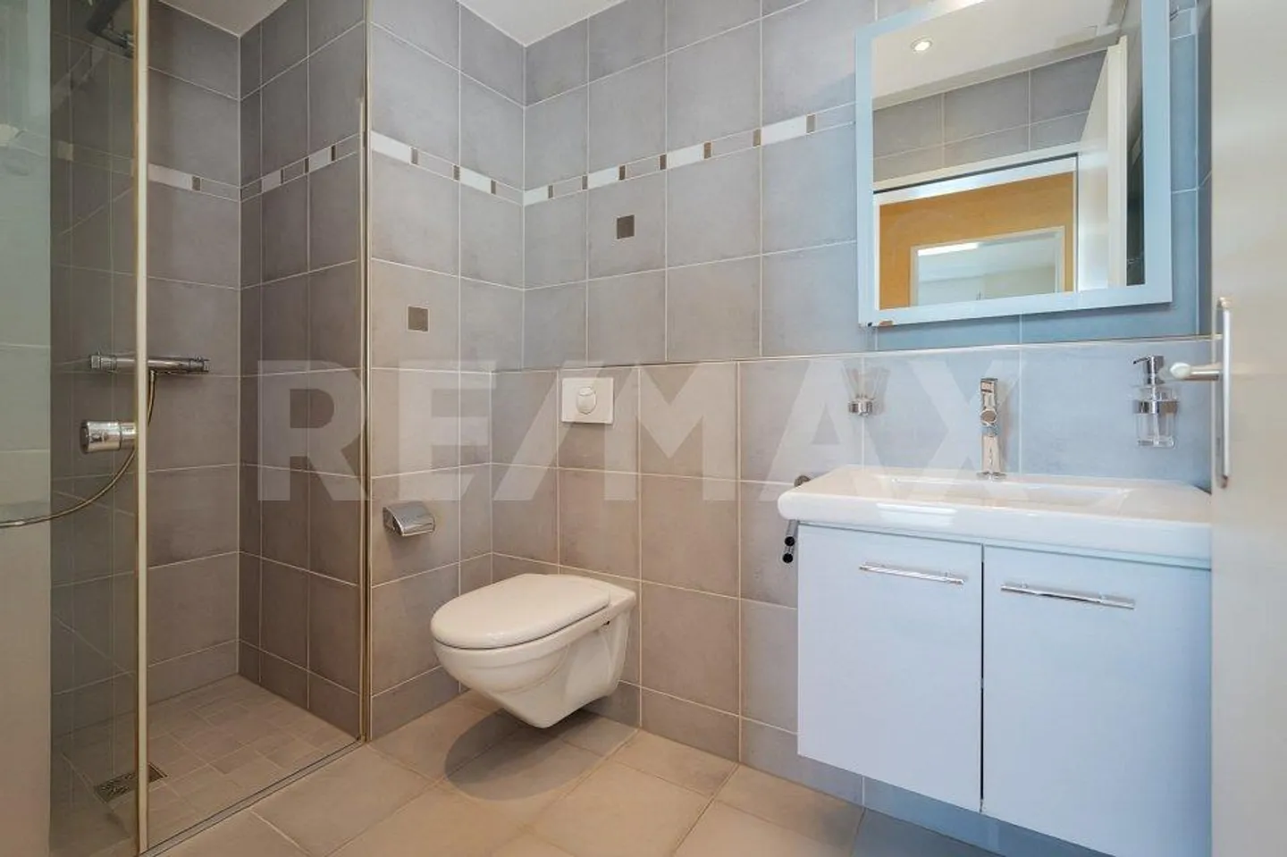 Vivere privilegiato con vista lago e panoramica - Foto 13 di 13