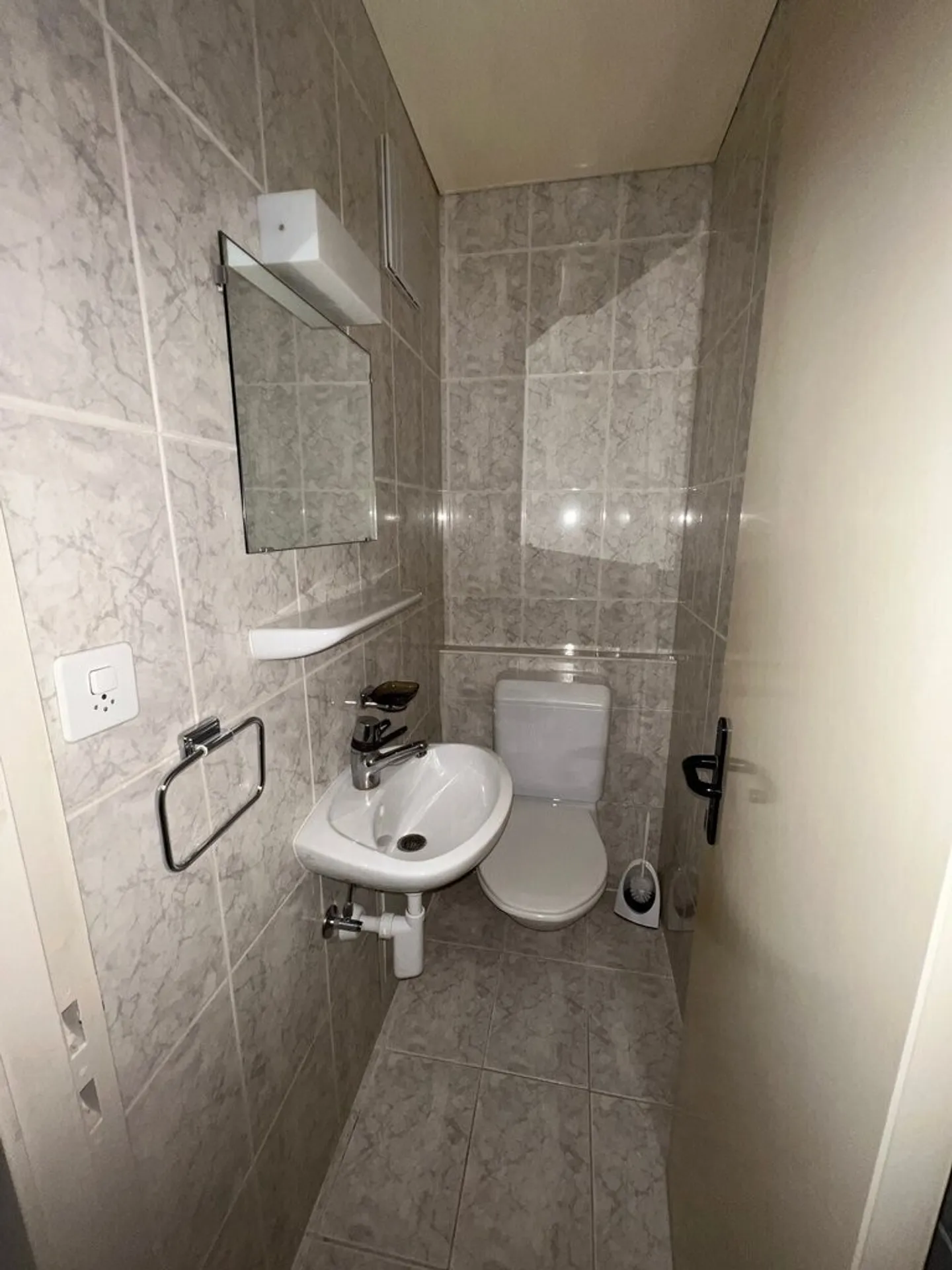 Appartement Charmant dans un Quartier Idéal - Photo 8 sur 8