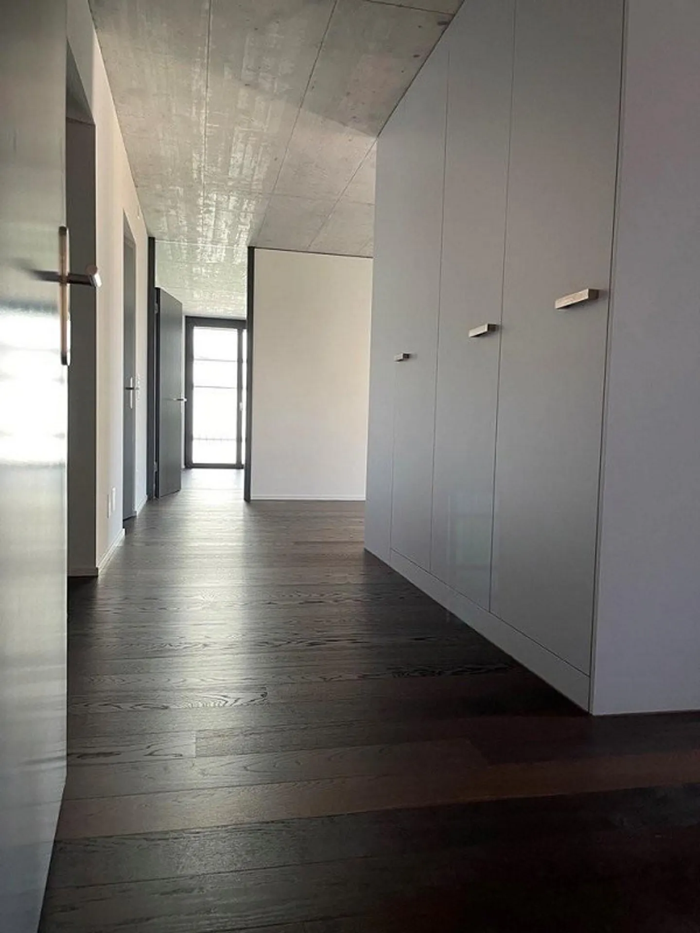 Modern apartment in the heart of Winterthur - Photo 3 of 8