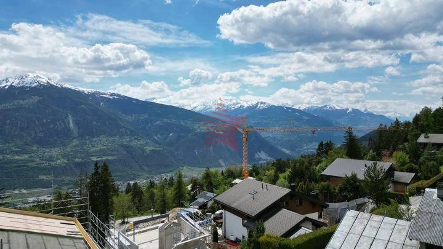 Luxuriöse neue Chalets in Crans-Montana - "Chalets Harmony" - Foto 2 von 4