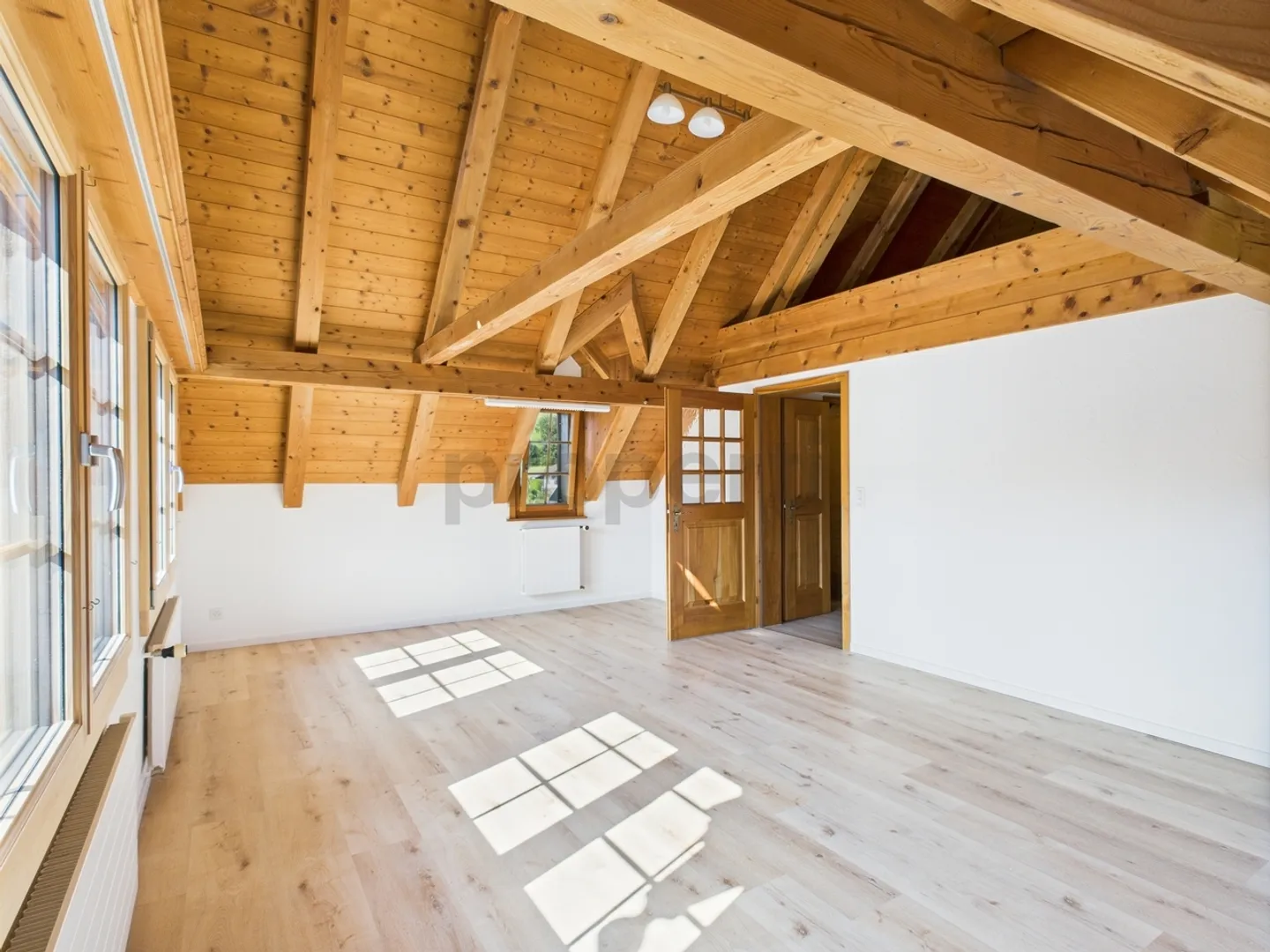 Appartamento duplex esclusivo di 5 stanze a Mühlrüti, SG - Foto 4 di 13