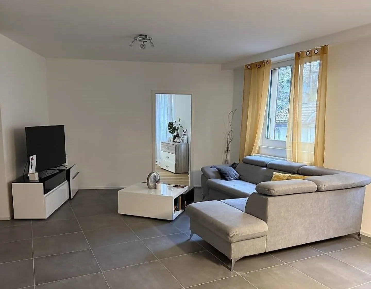 Appartement contemporain à Neuchâtel - Photo 1 sur 4