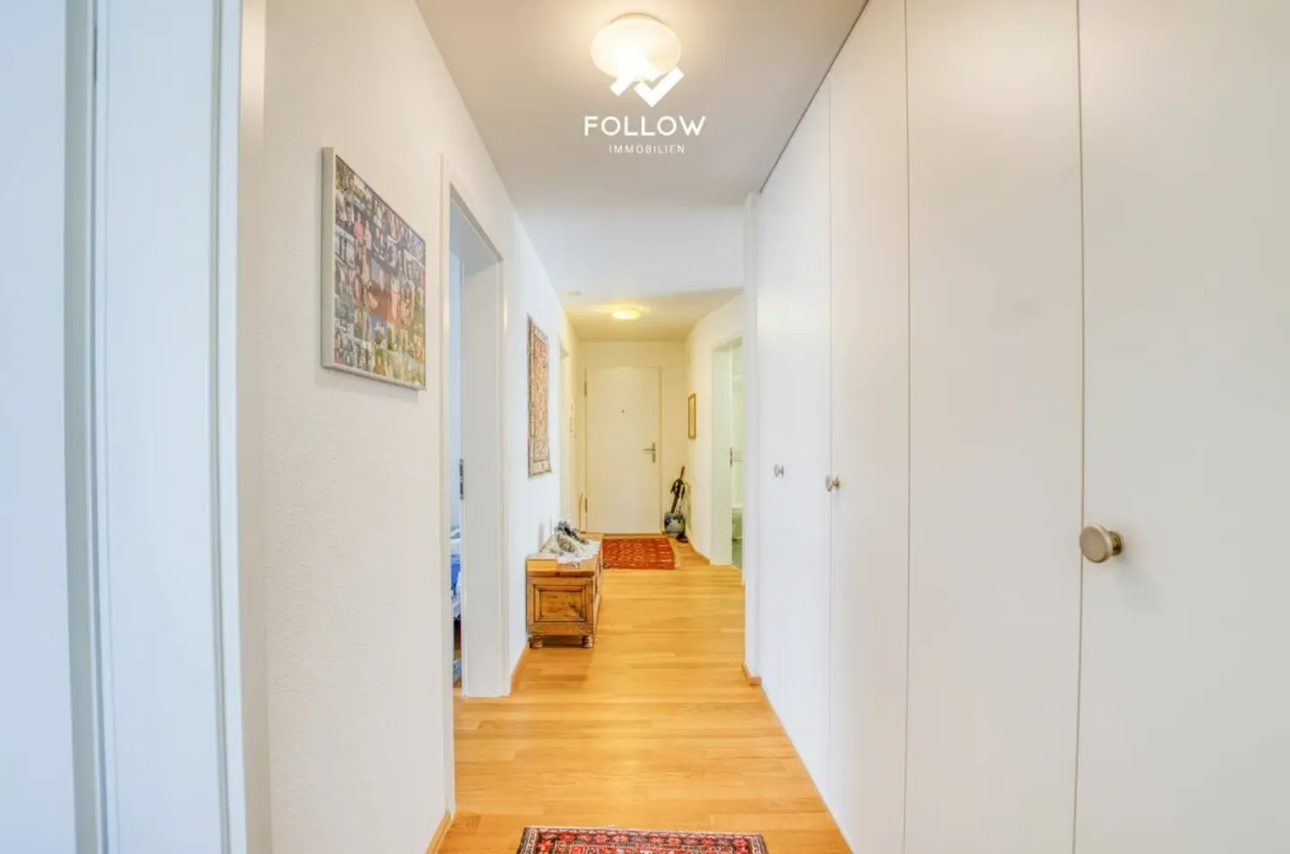 L'idylle rencontre l'élégance : Appartement spacieux de 4,5 pièces dans un bel emplacement verdoyant - Photo 16 sur 19