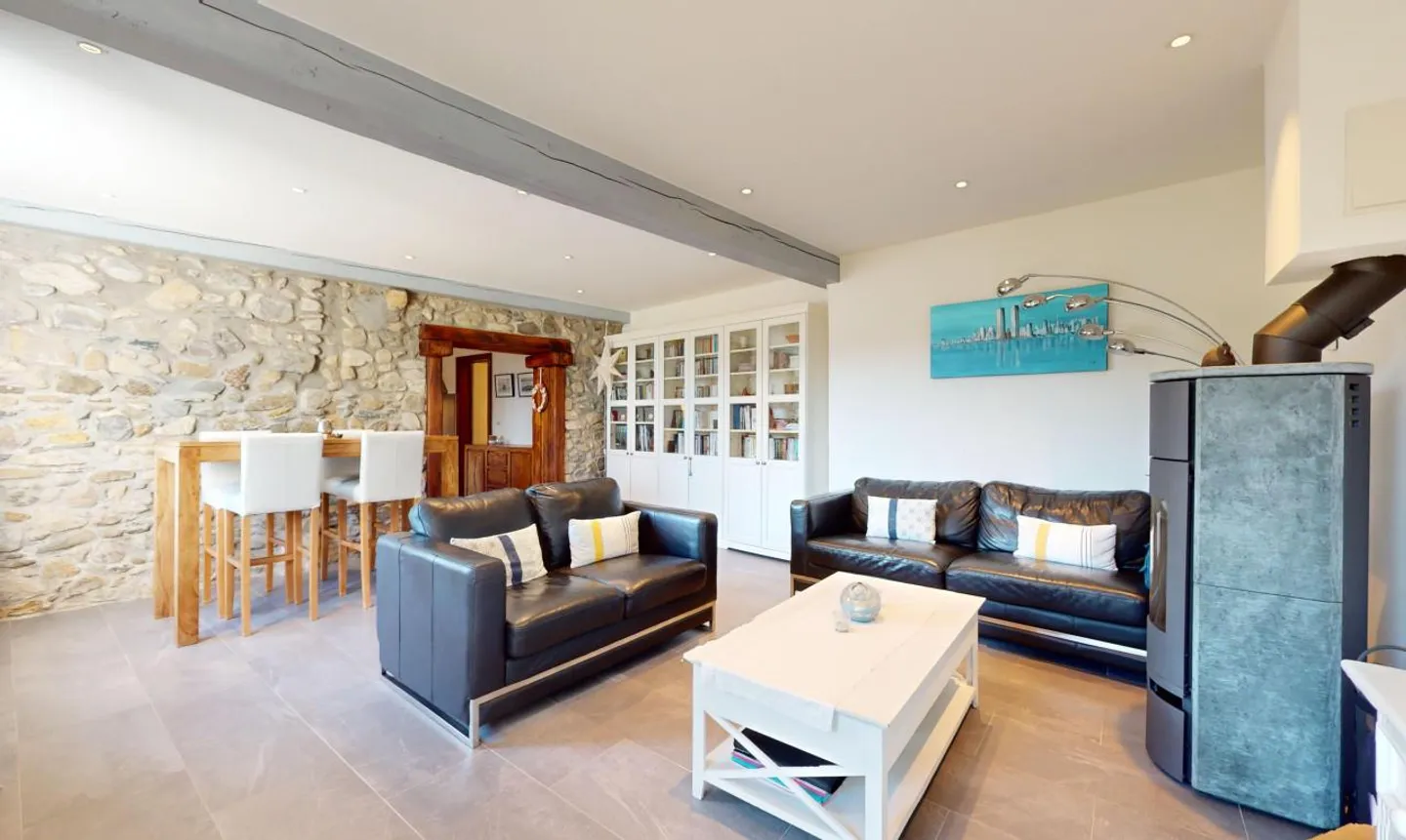 Magnifique maison entièrement rénovée avec jardin indépendant - Photo 4 sur 13