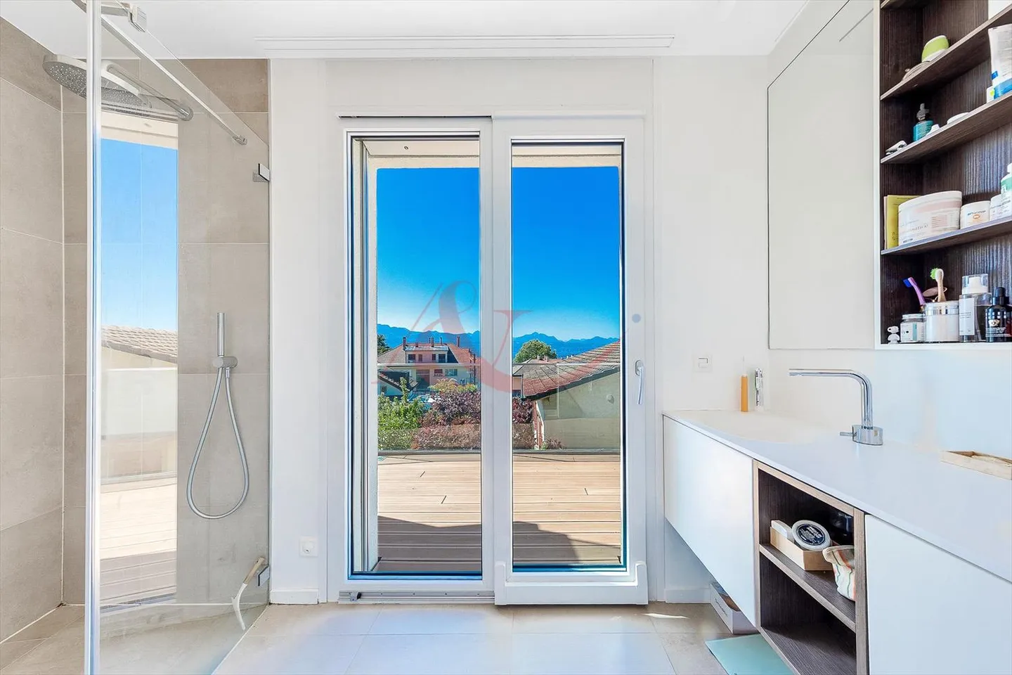 Maison 6.5 pièces - Photo 5 sur 9