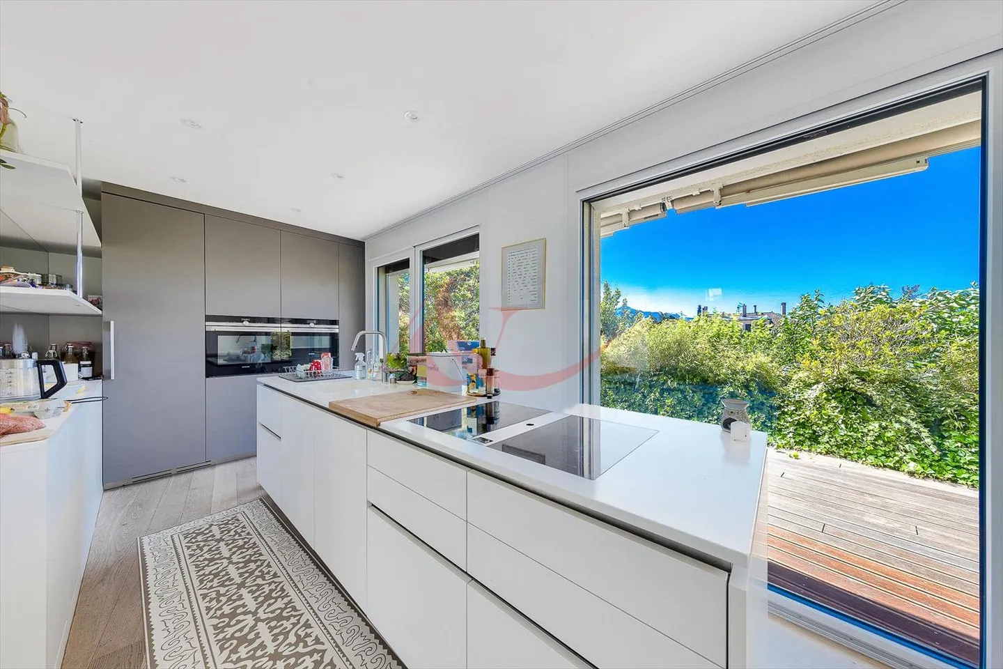 Maison 6.5 pièces - Photo 3 sur 9