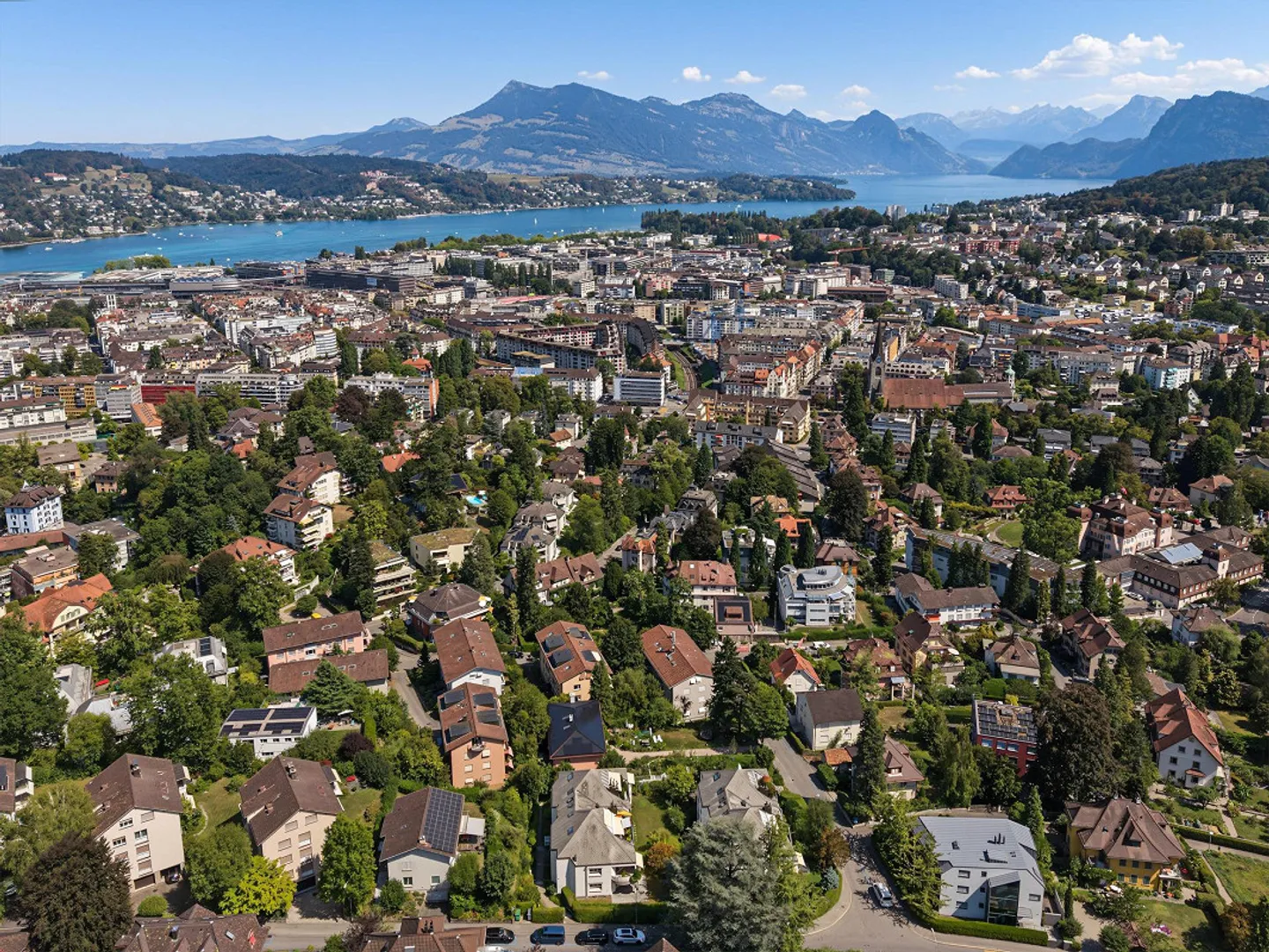 Attractive Garden Apartment with Potential in Desirable Lucerne District - Photo 5 of 5