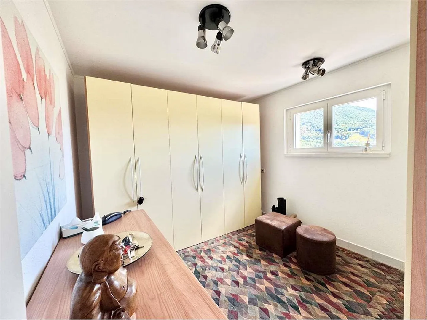 Villa indépendante prestigieuse à vendre immergée dans le vert de Gentili - Photo 12 sur 13