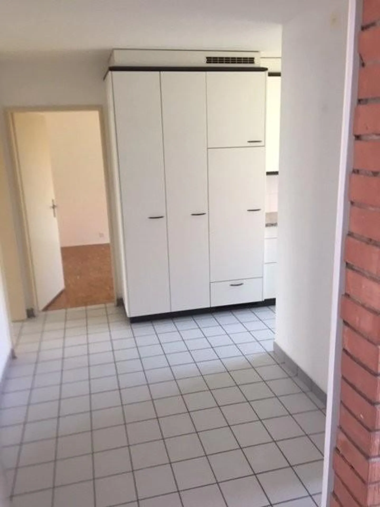 Appartement moderne 2 pièces avec balcon - Photo 4 sur 8