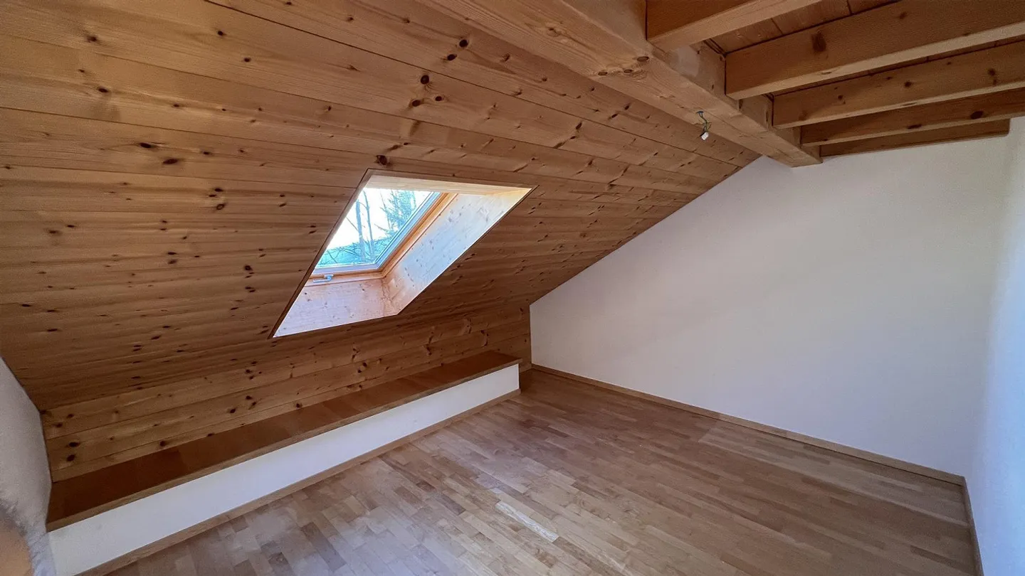 Appartement lumineux et spacieux de 4,5 pièces à louer - Photo 7 sur 12