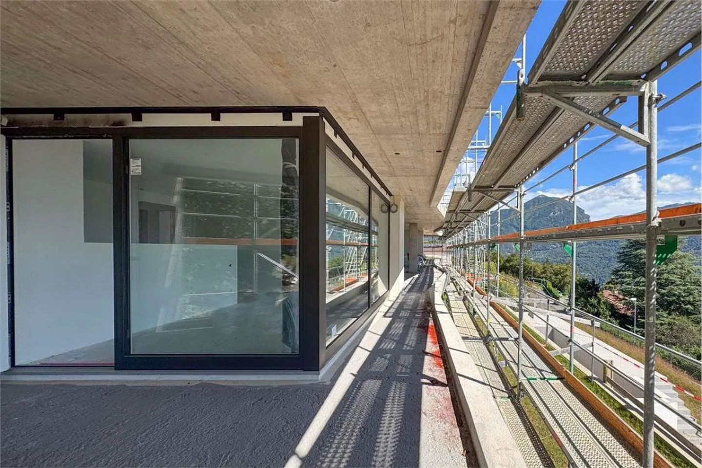 Elegante appartamento di 4,5 locali con vista lago in residenza esclusiva - Foto 13 di 13