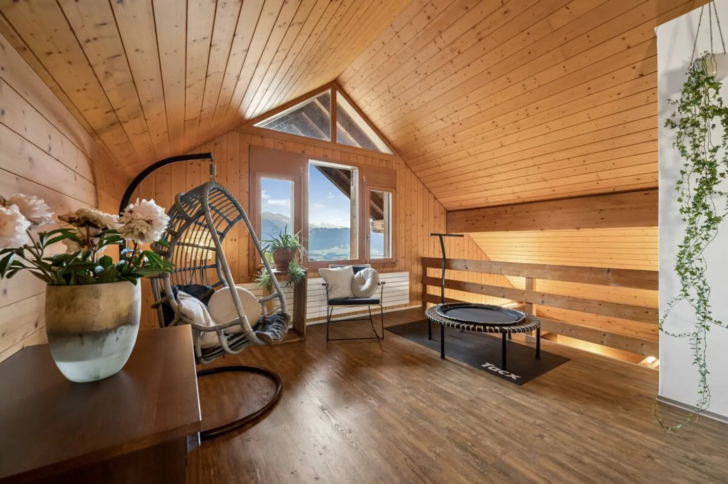 Stylish Duplex with Stunning Views - Photo 2 of 13