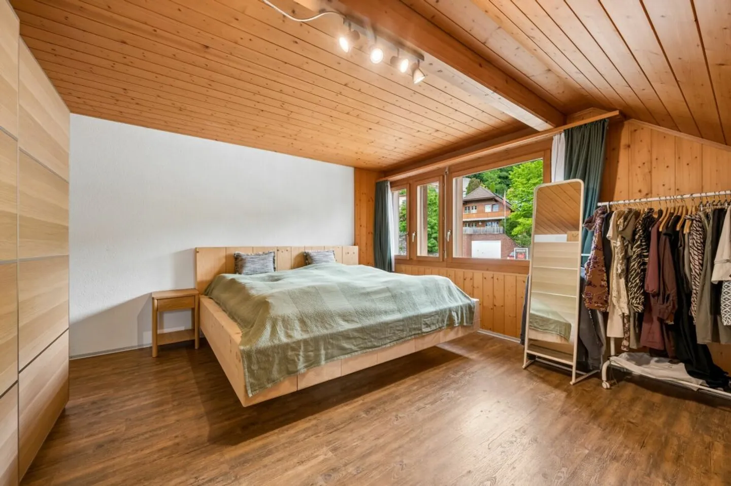 Stylish Duplex with Stunning Views - Photo 8 of 13