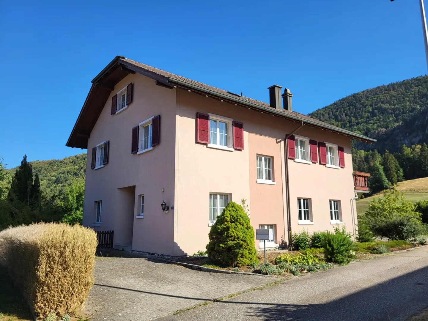 Viel Platz für Ihre Ideen  Wohnen und Arbeiten unter einem Dach - Photo 3 sur 13