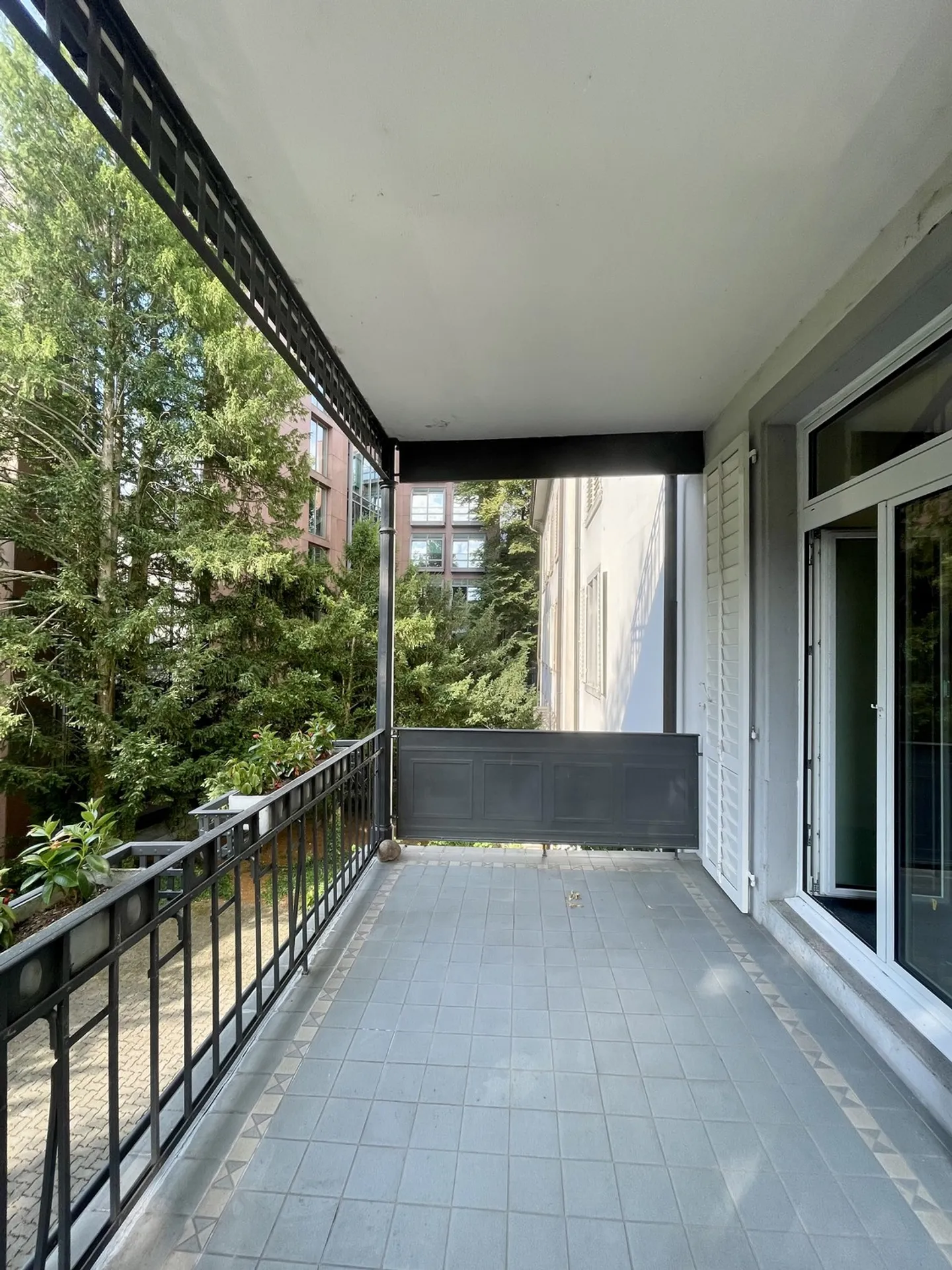 Shop for rent - Photo 6 of 13
