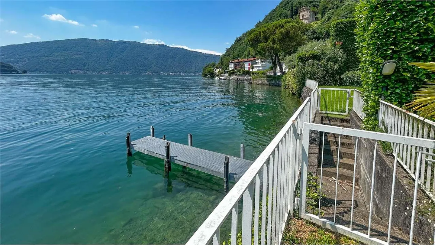 Villa exclusive avec accès direct au lac - Photo 4 sur 13