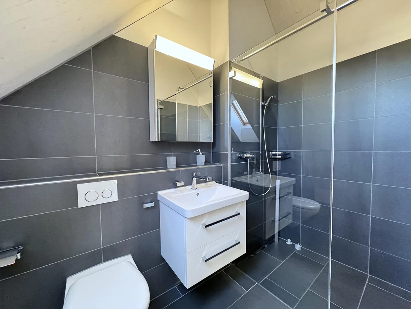 Appartamento duplex 4.5 locali, posizione tranquilla - Foto 5 di 12