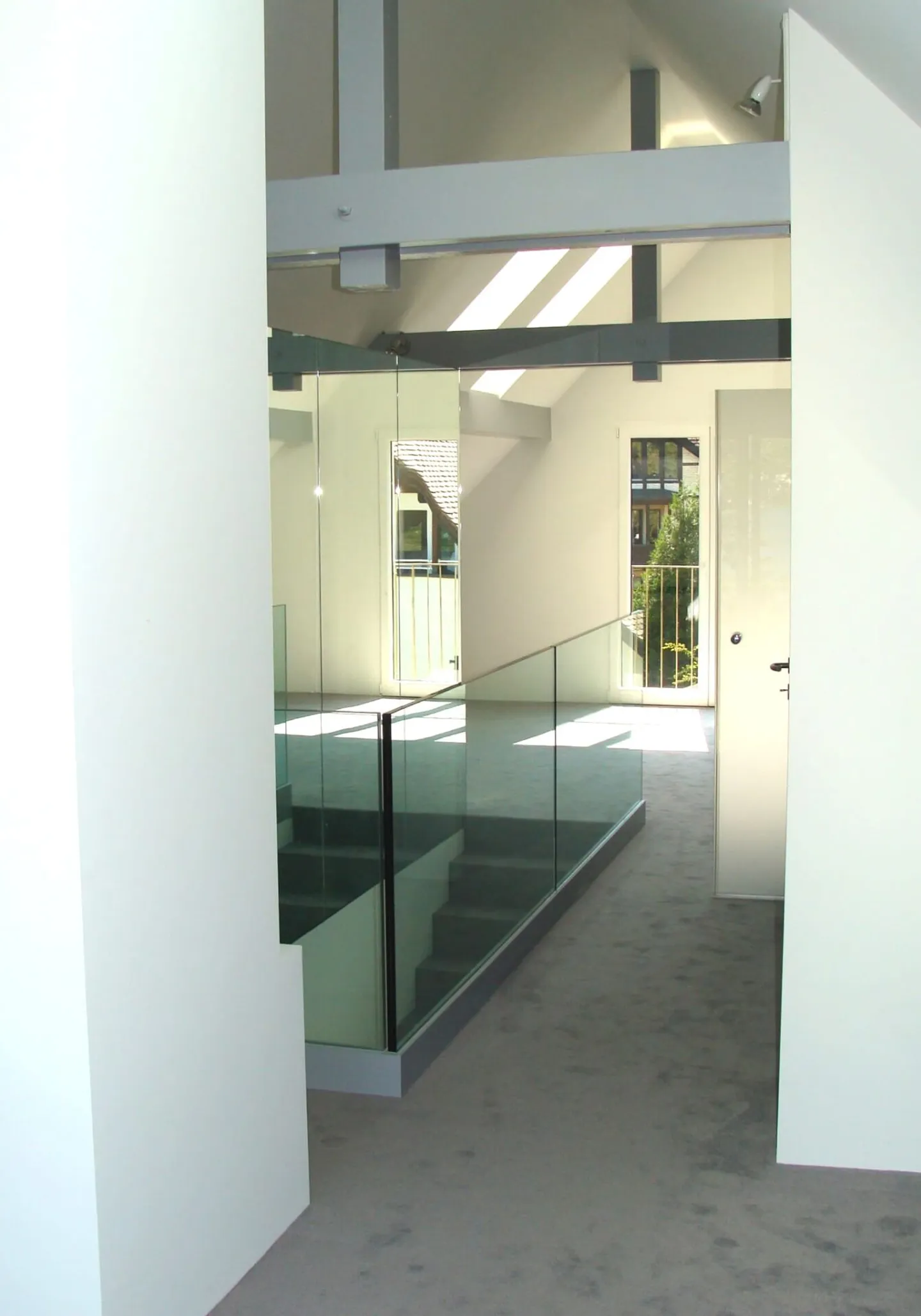 Exclusive Maisonette Apartment with 180° Lake View - Photo 4 of 8