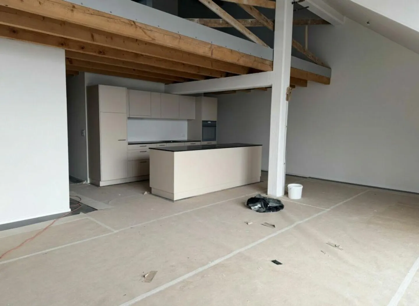 Première location : Vivre sur Burgweg - Photo 2 sur 5