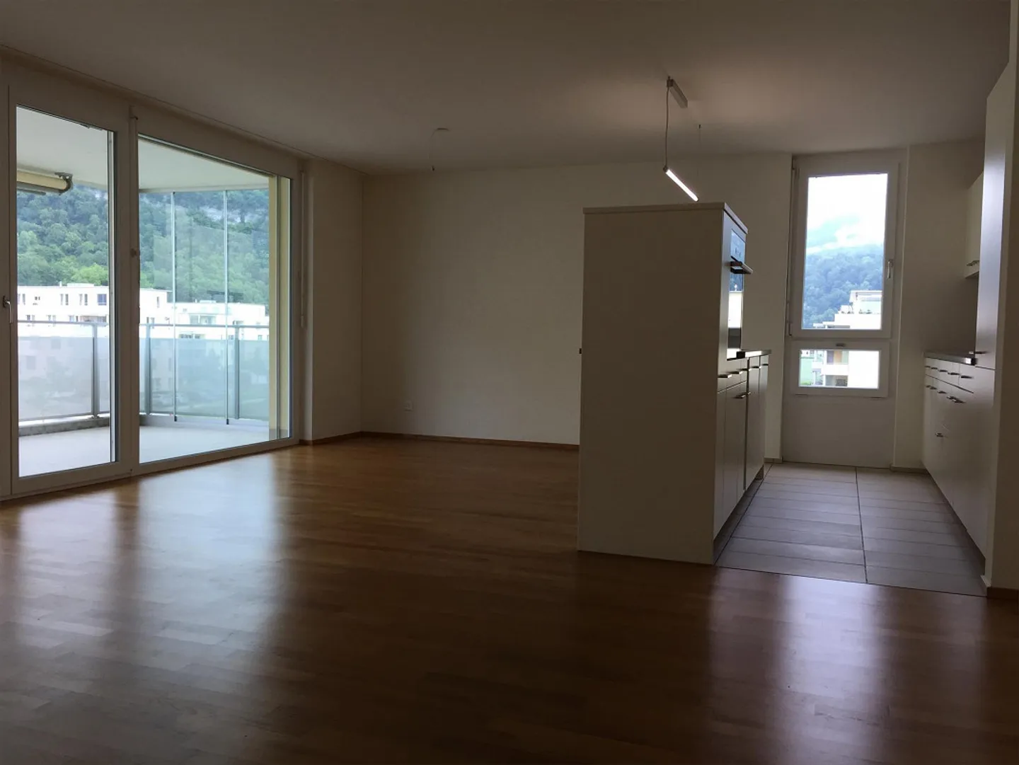 Appartement 4,5 pièces avec espace jardin - Photo 4 sur 9