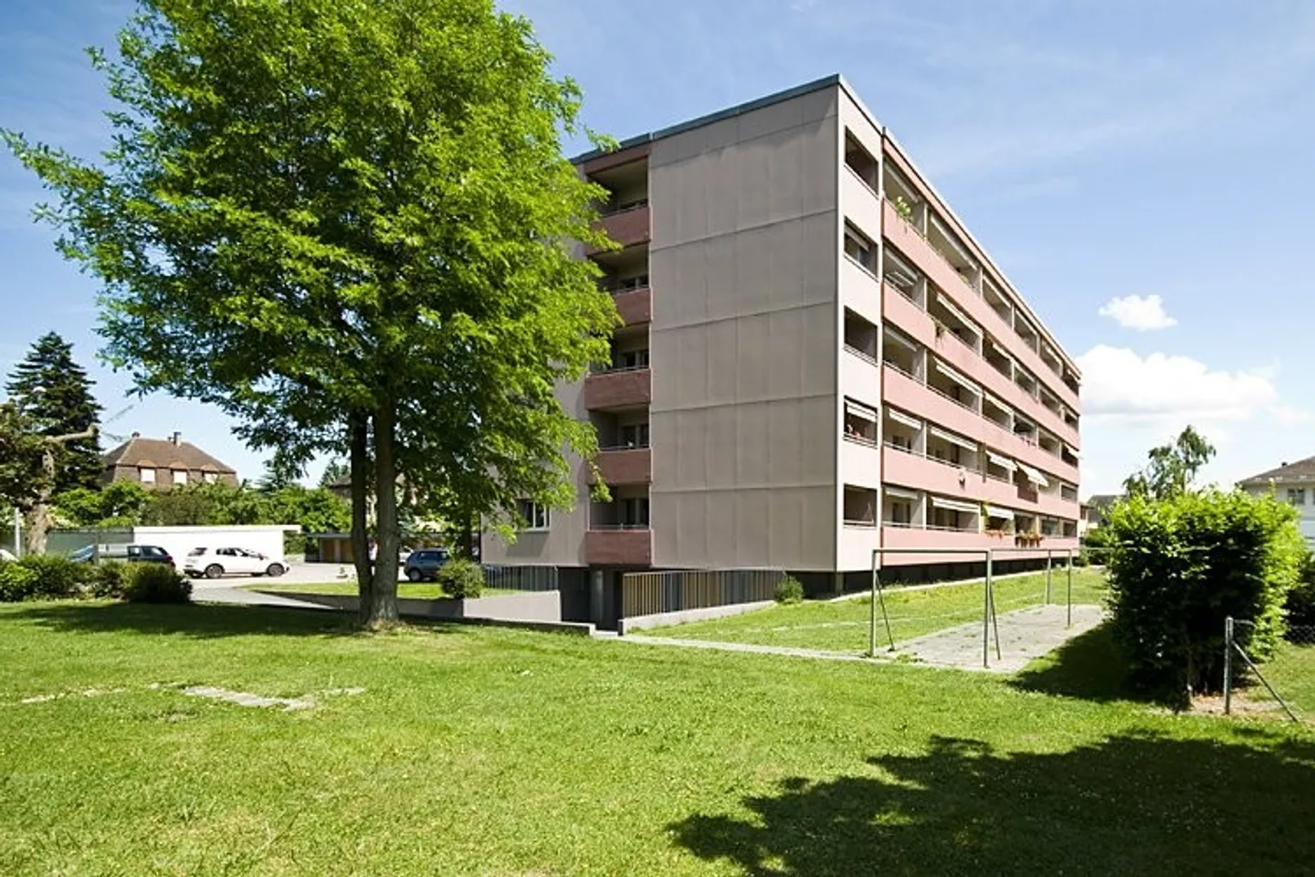 In affitto senza deposito - Carino appartamento di 2 stanze in un quartiere tranquillo - Foto 1 di 1