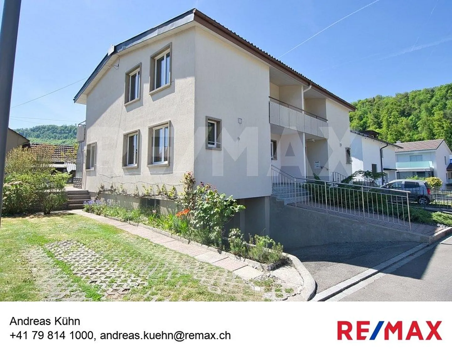 Renovated semi-detached house with garden ready for immediate occupancy - Photo 1 of 13