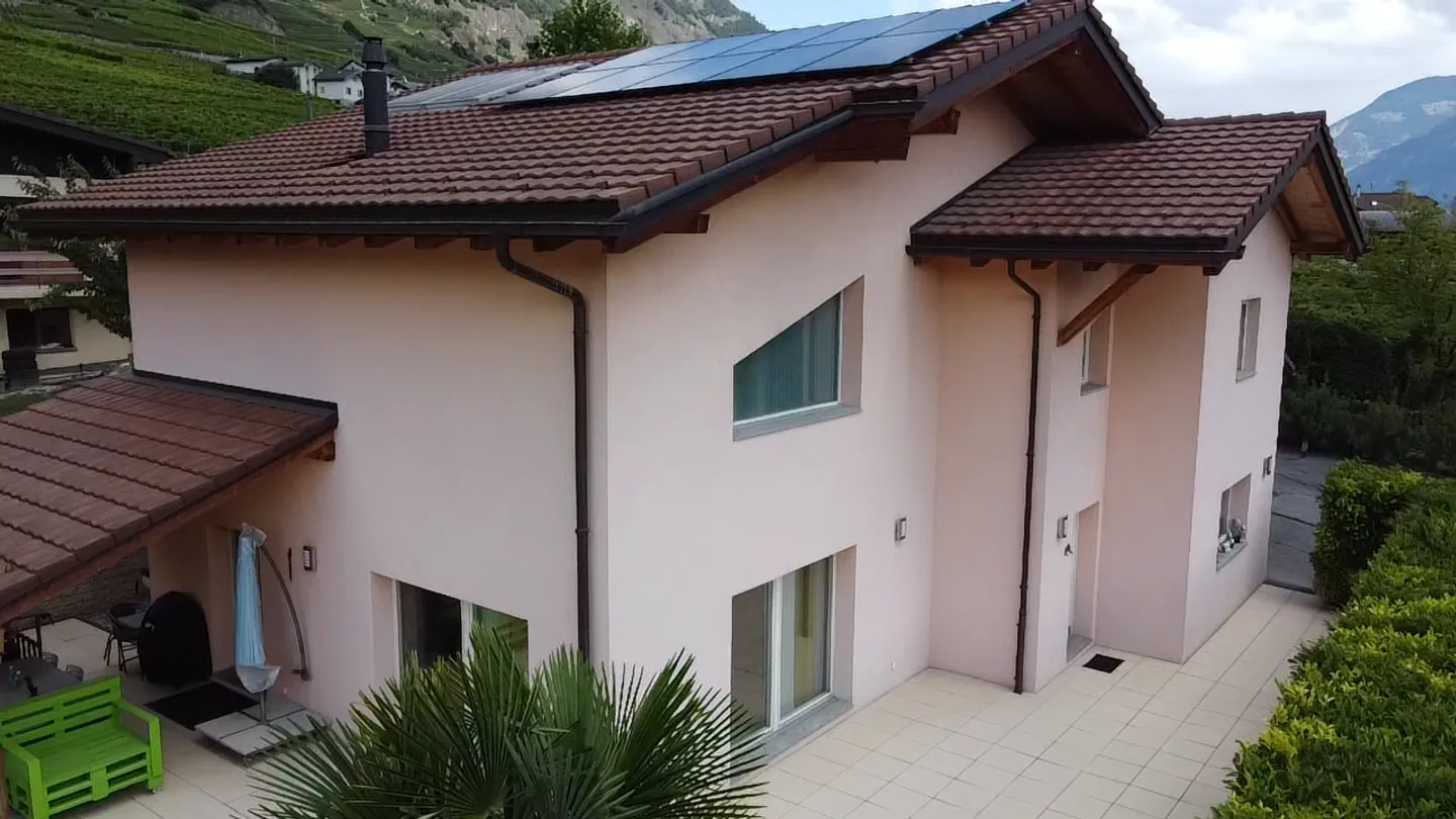 Villa di 7,5 vani - Foto 1 di 11