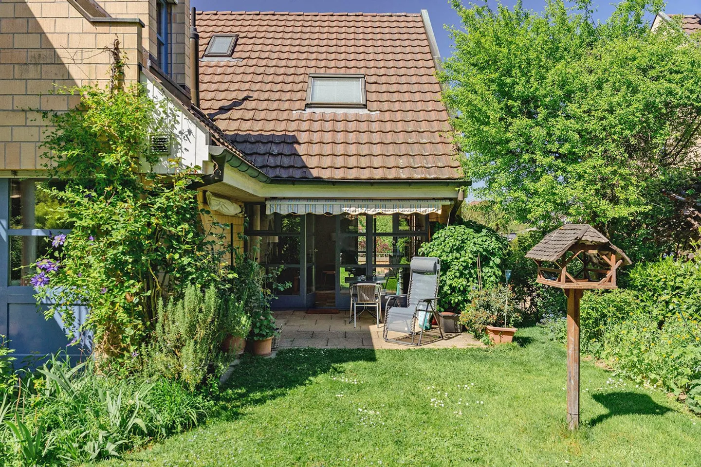 Proprietà di 7½ stanze con appartamento annesso autonomo - tanto spazio per essere felici! - Foto 14 di 18