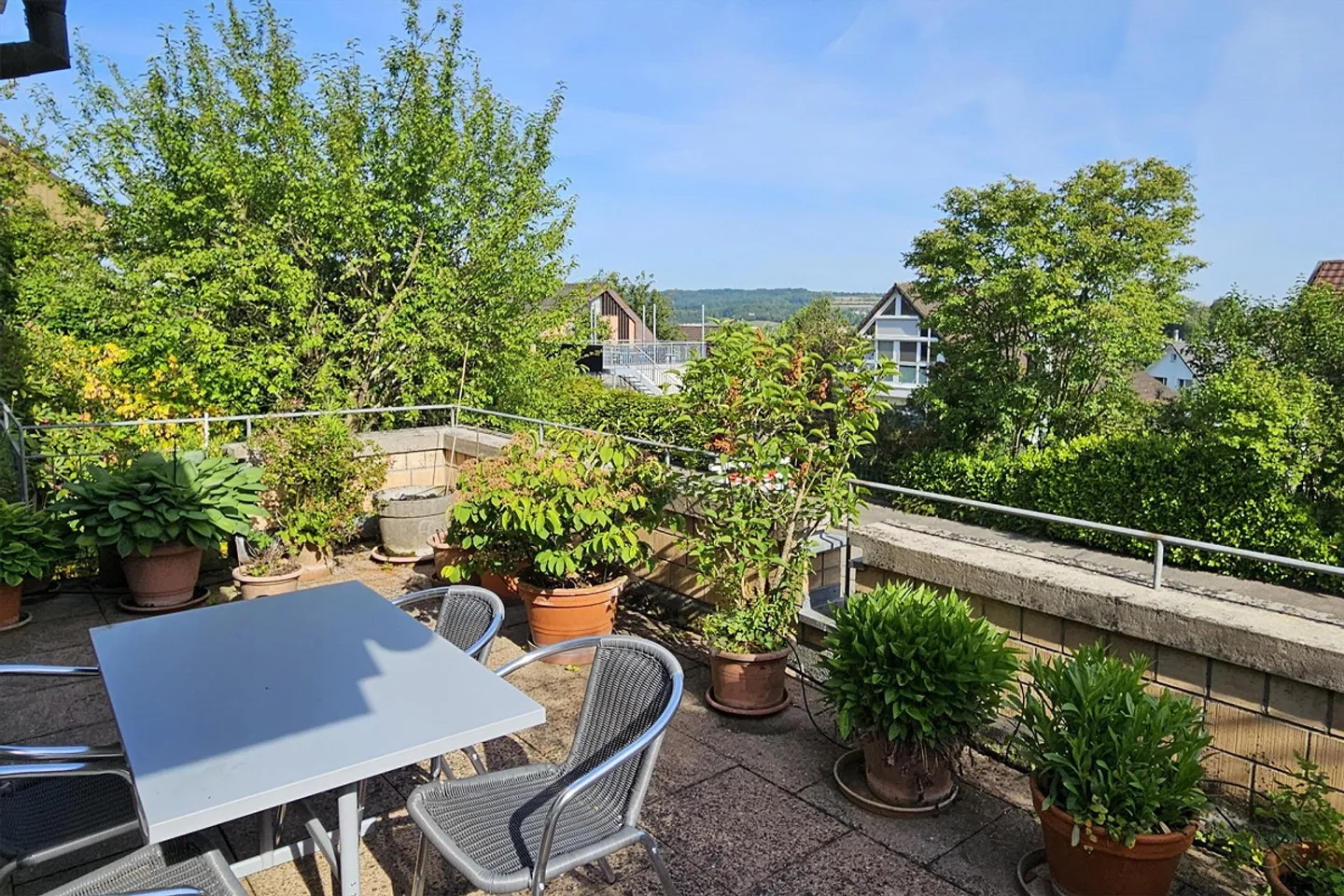Proprietà di 7½ stanze con appartamento annesso autonomo - tanto spazio per essere felici! - Foto 17 di 18