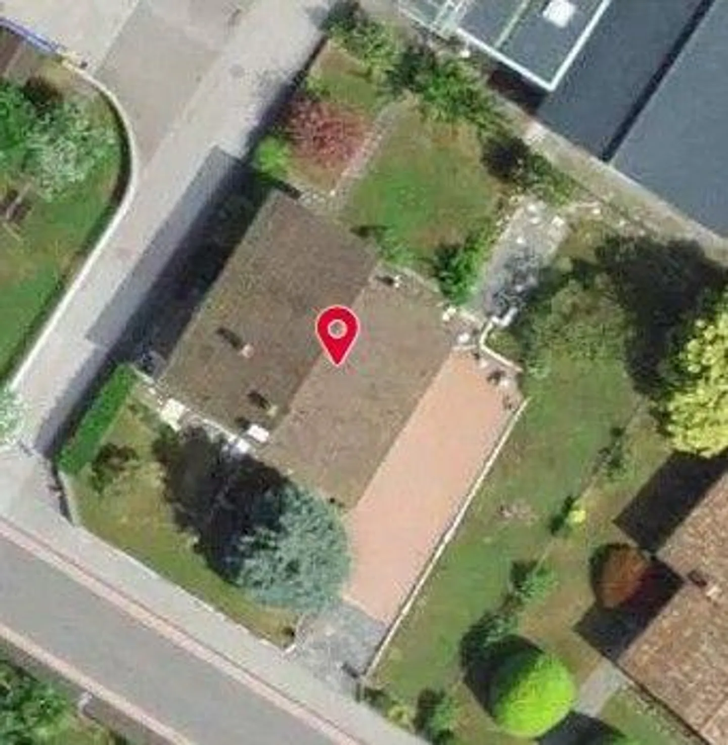 *Wohnung mit einer Wohnung und einer zweiten Wohneinheit* - Foto 2 von 13