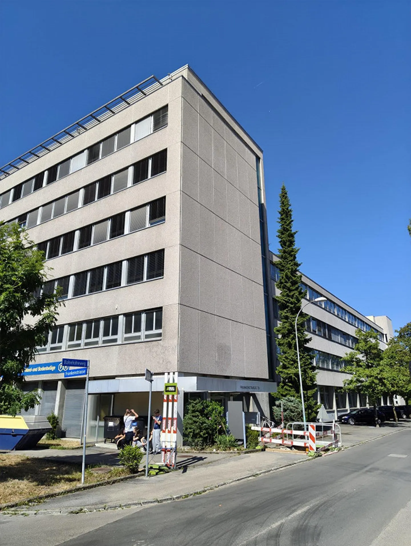 Approfitta della ristrutturazione! - Foto 1 di 4