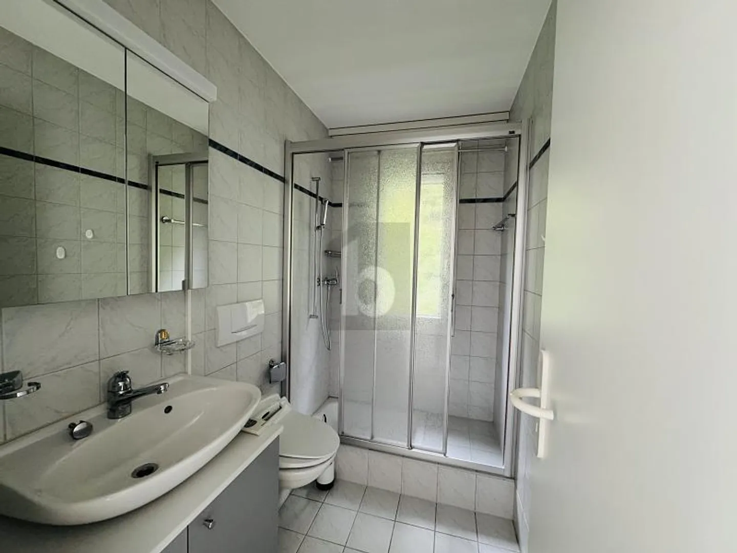 SPACIOUS ROOMS WITH MAGNIFICENT VIEW - Photo 3 of 6